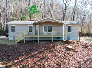 201 Sage Rd, Franklin, NC 28734