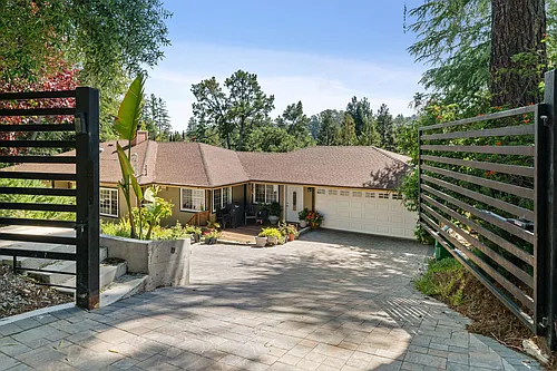 11207 Sun Valley Dr Photo 1