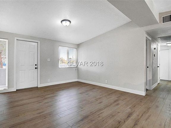 5th image of 1305 Teton St