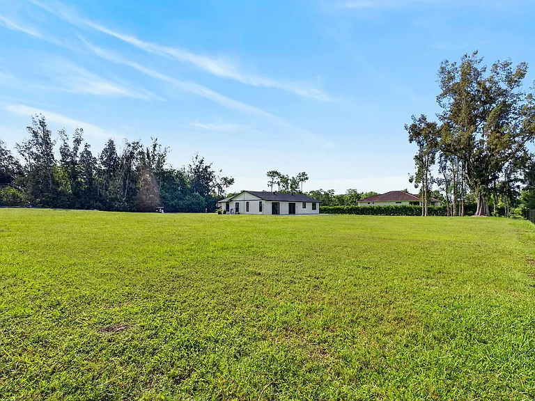 5989 Coconut Blvd — Photo 37