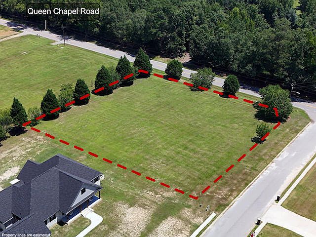 2nd image of 105 Damascus Rd