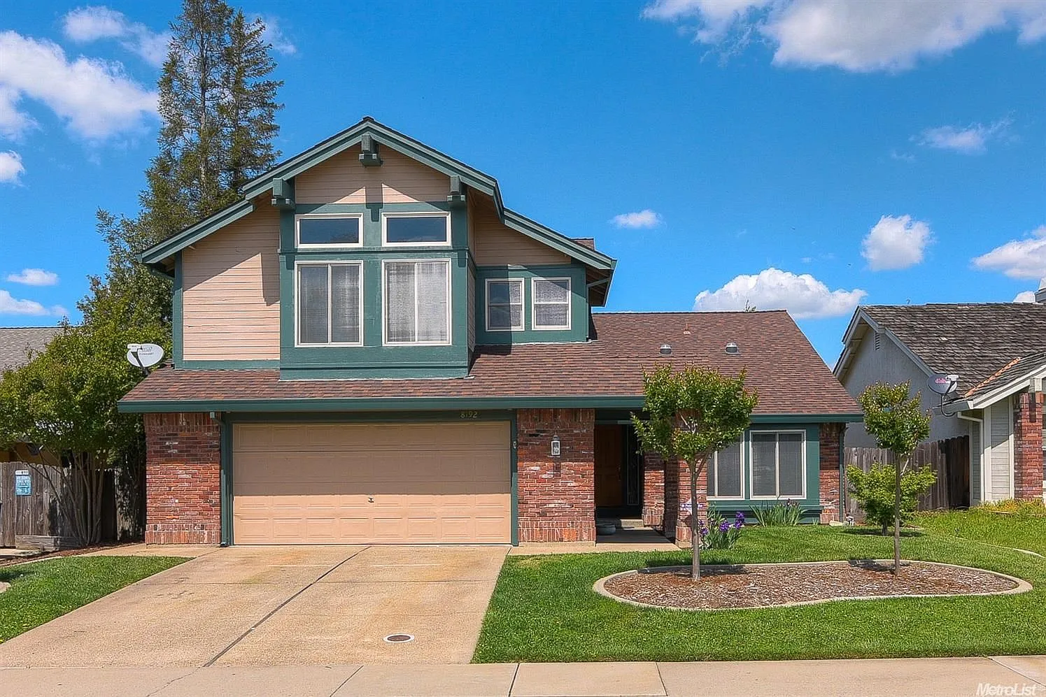 8192 Montevina Dr photo 1