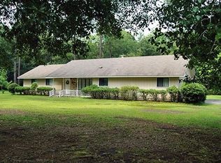 403 Franklin Dr, Metter, GA 30439