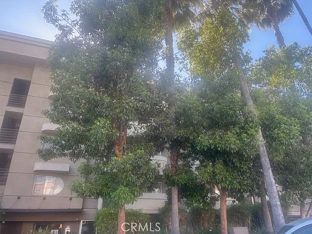 345 S Alexandria Ave #307 — Photo 33