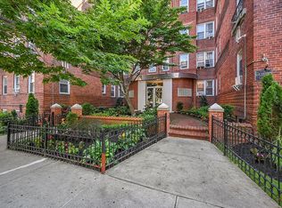 65-36 Wetherole St #608, Rego Park, NY 11374