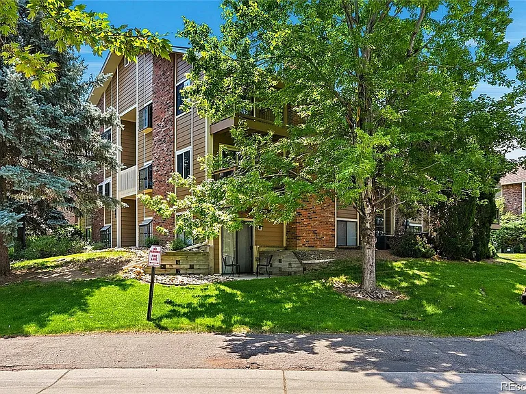 3021 S Ursula Cir #301 — Photo 4