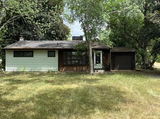 8874 Eastern Ave, Greenville, MI 48838