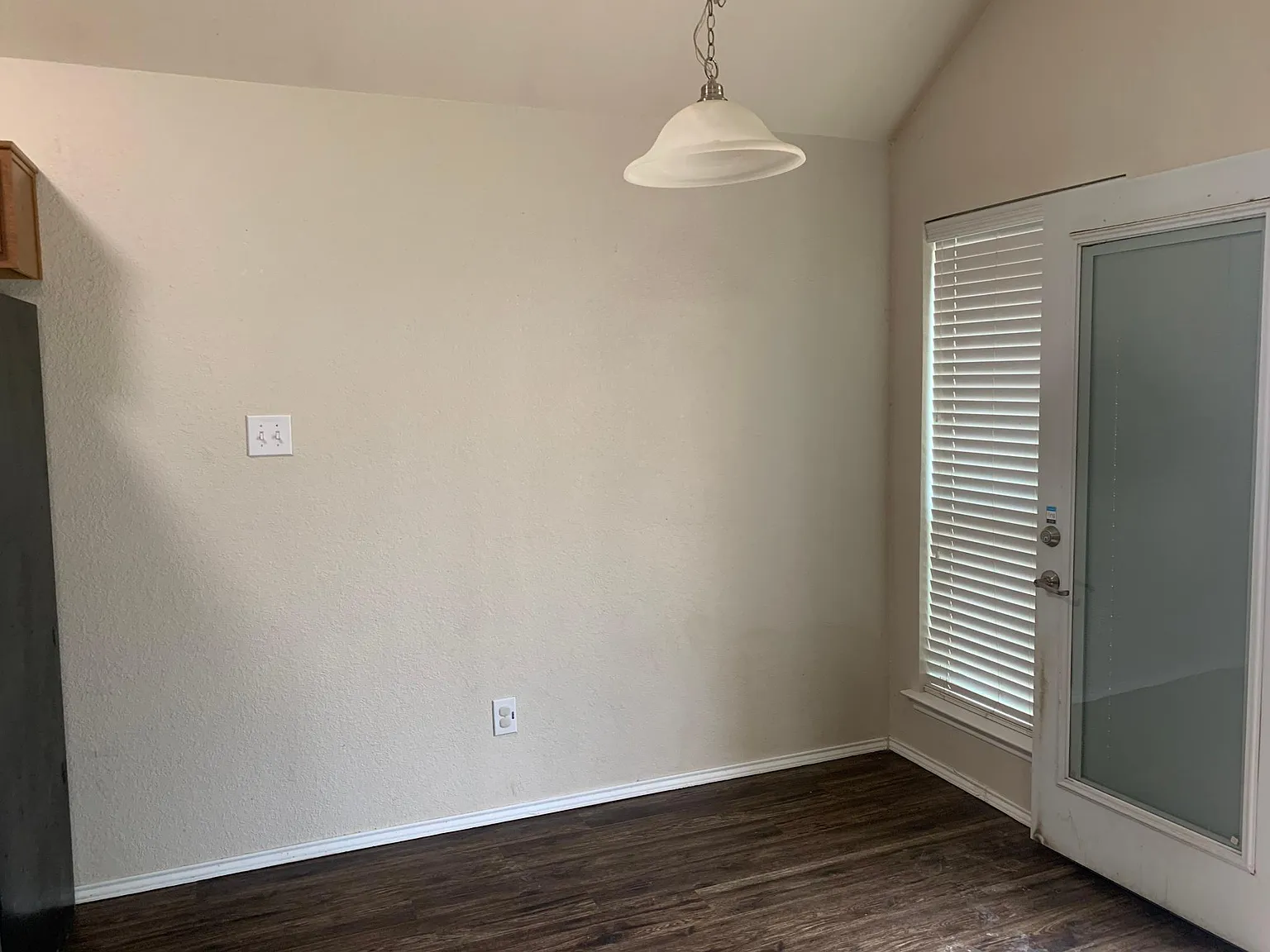 2712 Wakecrest Dr — Photo 4