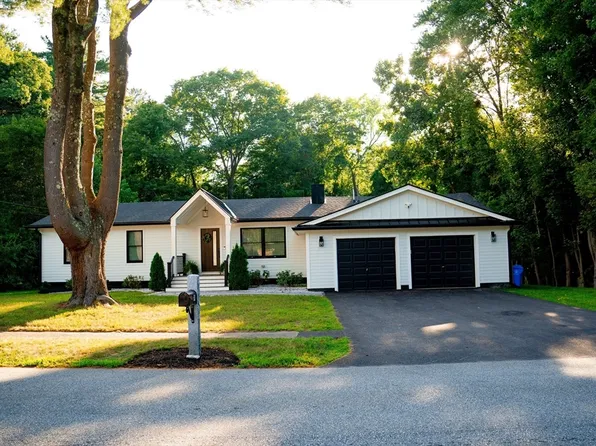 74 Westfield Dr, Holliston, MA 01746