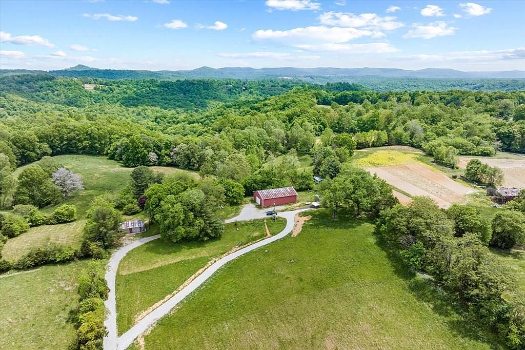 2159 Fairview Rd, Byrdstown, TN 38549 Zillow
