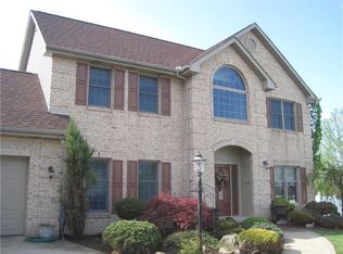 2006 Adams Ct, Clairton, PA
