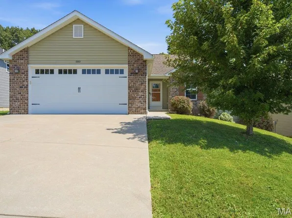550 Crestfall Dr, Washington, MO 63090