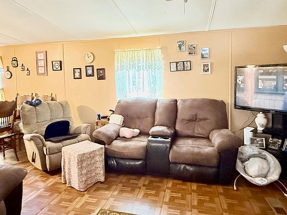 4th image of 661-3 Nubbin Ridge Rd