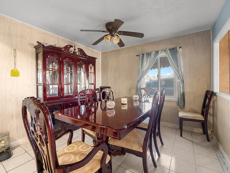36769 Richards Ln — Photo 4