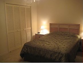4th image of 668 Palm Dr
