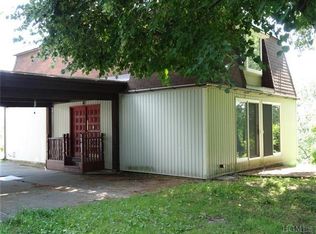 9 Kelley Cir, Poughkeepsie, NY 12601