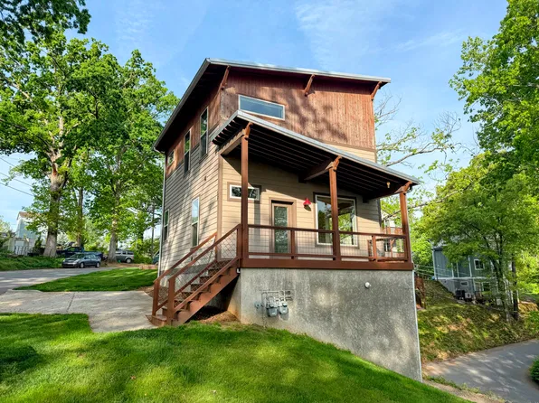 67-02 Logan Ave, Asheville, NC 28806