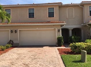 15393 Summit Place Cir, Naples, FL 34119