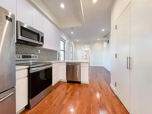 Rented by Corcoran | media 12