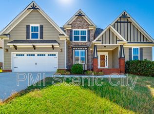 8802 McKenzie Farm Dr, Ooltewah, TN 37363
