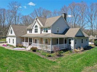 190 Collins Rd, Ashaway, RI 02804
