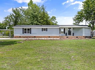 1192 Village Rd NE, Leland, NC 28451