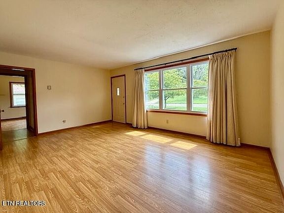 4th image of 3513 June St