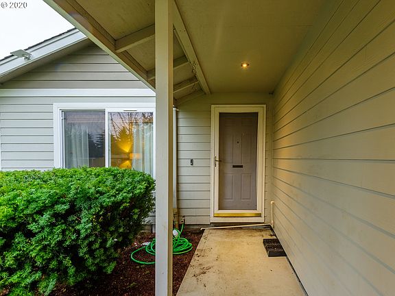 3rd image of 9209 NE 109th Ave
