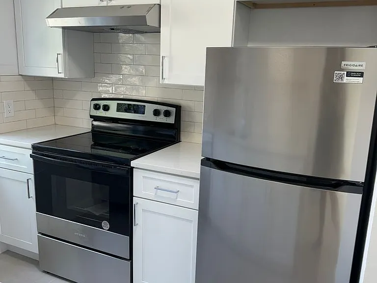 2300 E Crystal Lake Ave — Photo 4