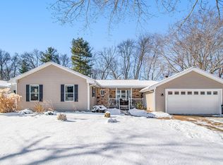 3134 Daggitt Dr, Spring Arbor, MI 49283