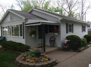 504 Park Ln, Brooklyn, MI 49230