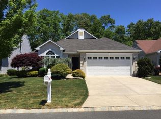 19 Spyglass Dr, Jackson, NJ 08527