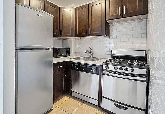 3rd image of 401 W 45th St #2F