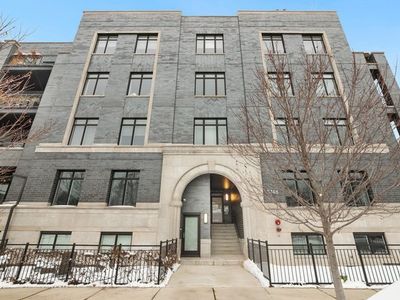 5748 N Hermitage Ave #104, Chicago, IL, 60660