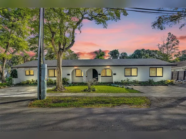 2300 SW 18th Ter, Fort Lauderdale, FL 33315