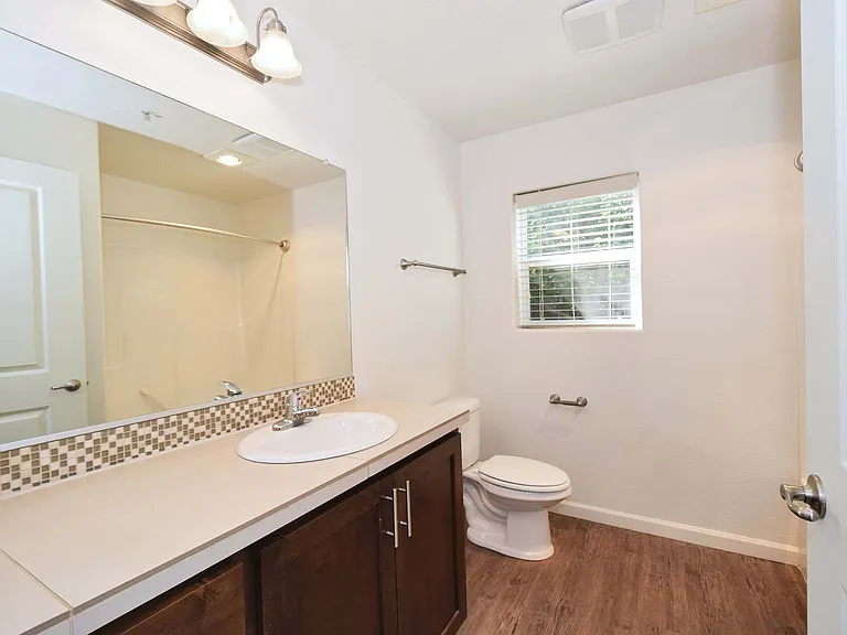16280 SW 113th Ave #101 — Photo 9