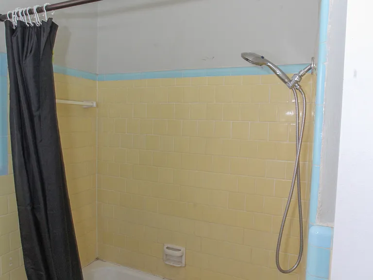 840 Chestnut St — Photo 10