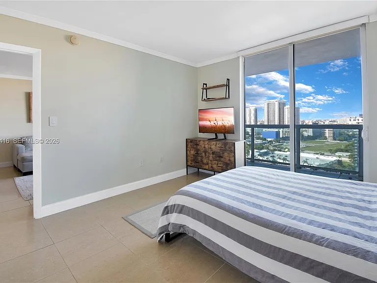 1800 N Bayshore Dr #2308 — Photo 7