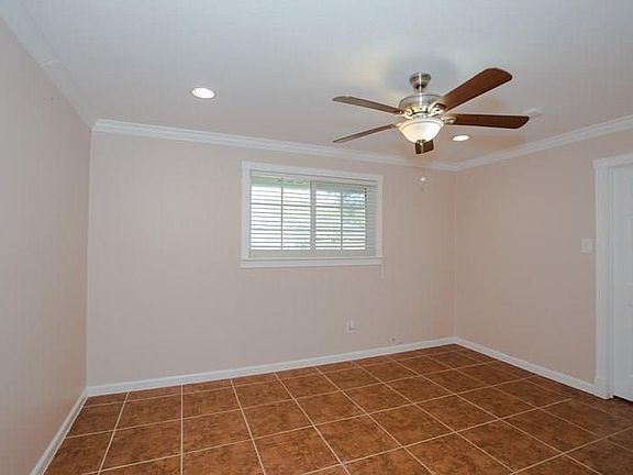 4th image of 9319 Jaywood Dr