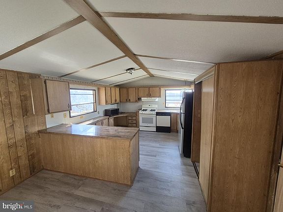 2nd image of 146 Mountain Village Dr