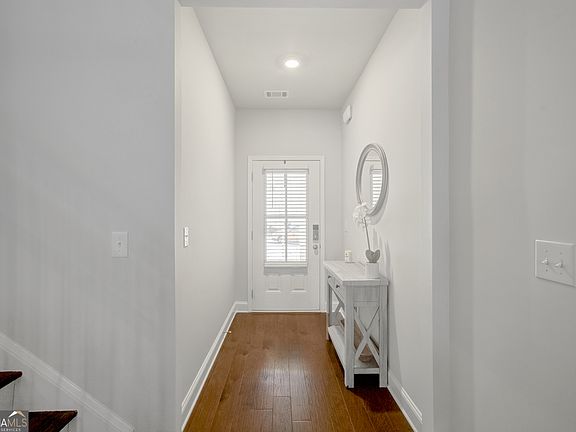 5th image of 3434 Senna Rd