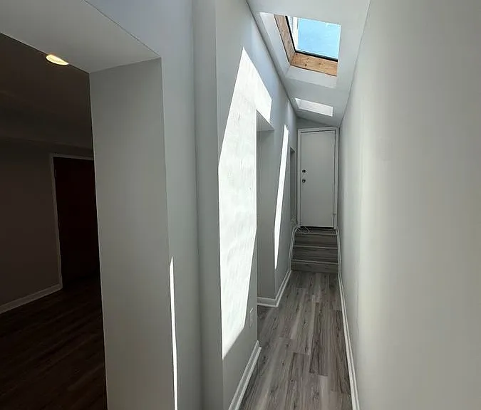 1125 Light St #B — Photo 5
