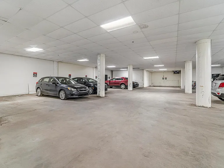 55 W Canfield St #302 — Photo 20