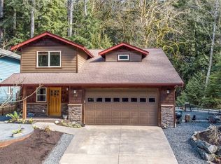 338 Sudden Valley Dr, Bellingham, WA 98229