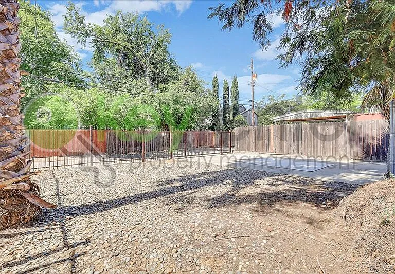 3220 2nd Ave — Photo 25