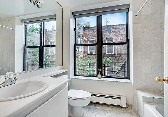 5th image of 317 W 95th St #D4