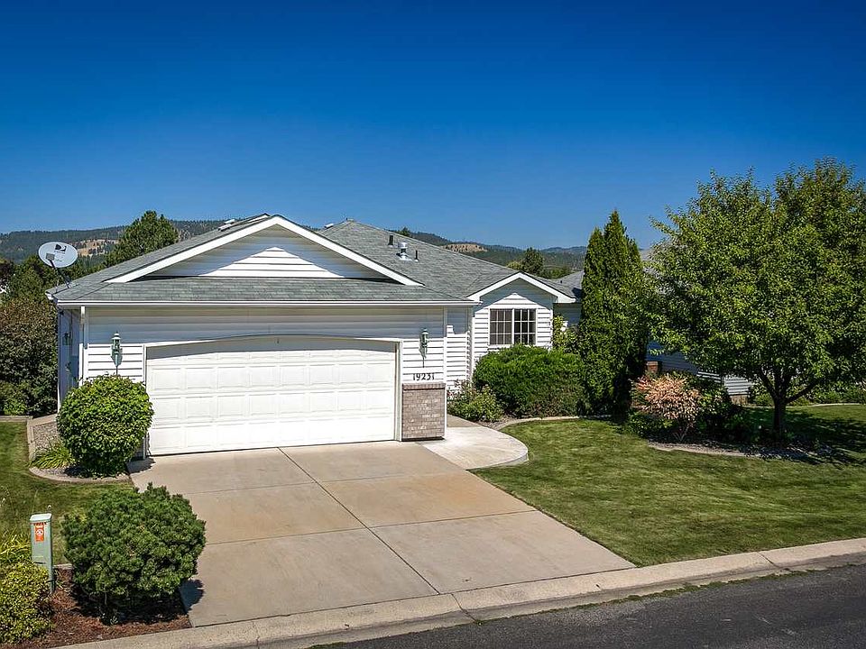 1st image of 19231 E Riverwalk Ln