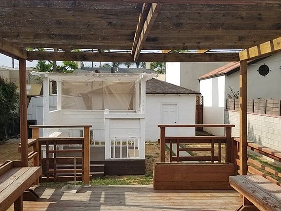 5th image of 12327 Cantura St