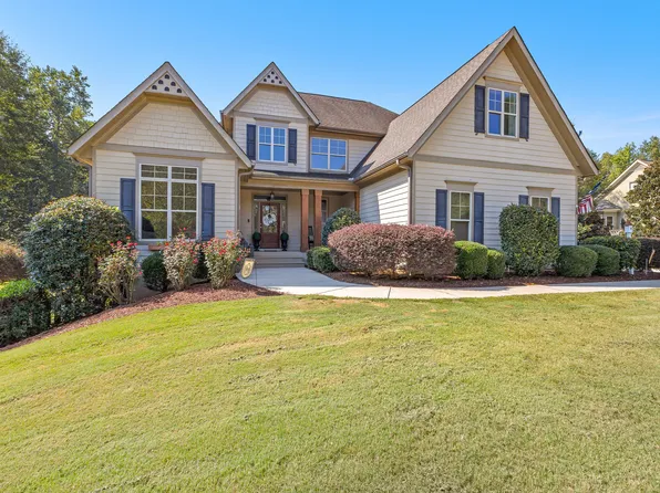 165 Burkwood Ct, Fayetteville, GA 30215