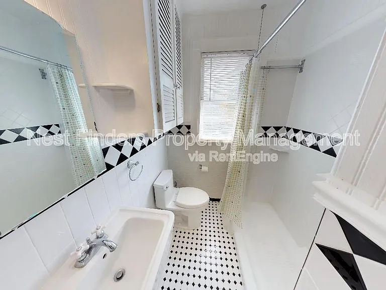 2044 Forbes St — Photo 21